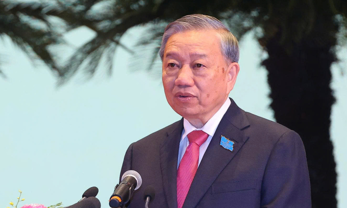 总书记：河内需在下届任期内彻底解决四个问题