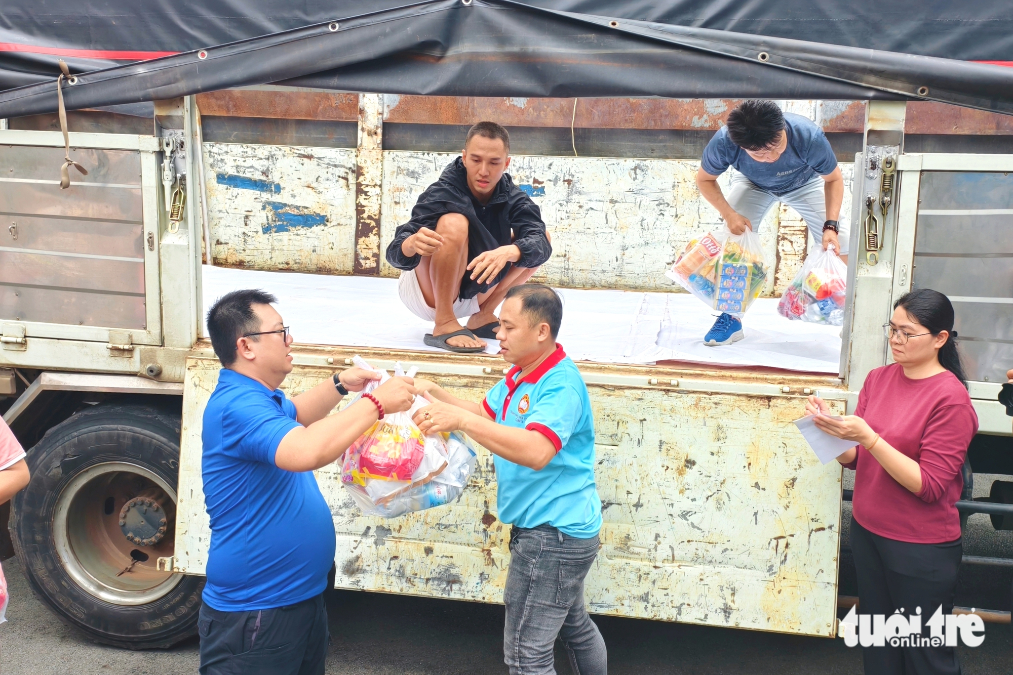 看到中部洪水的视频，心痛得无法忍受