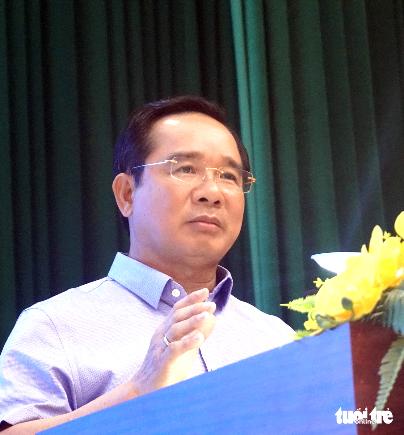 胡志明市人民委员会主席阮文德：必须自力更生，自强不息，想大做大