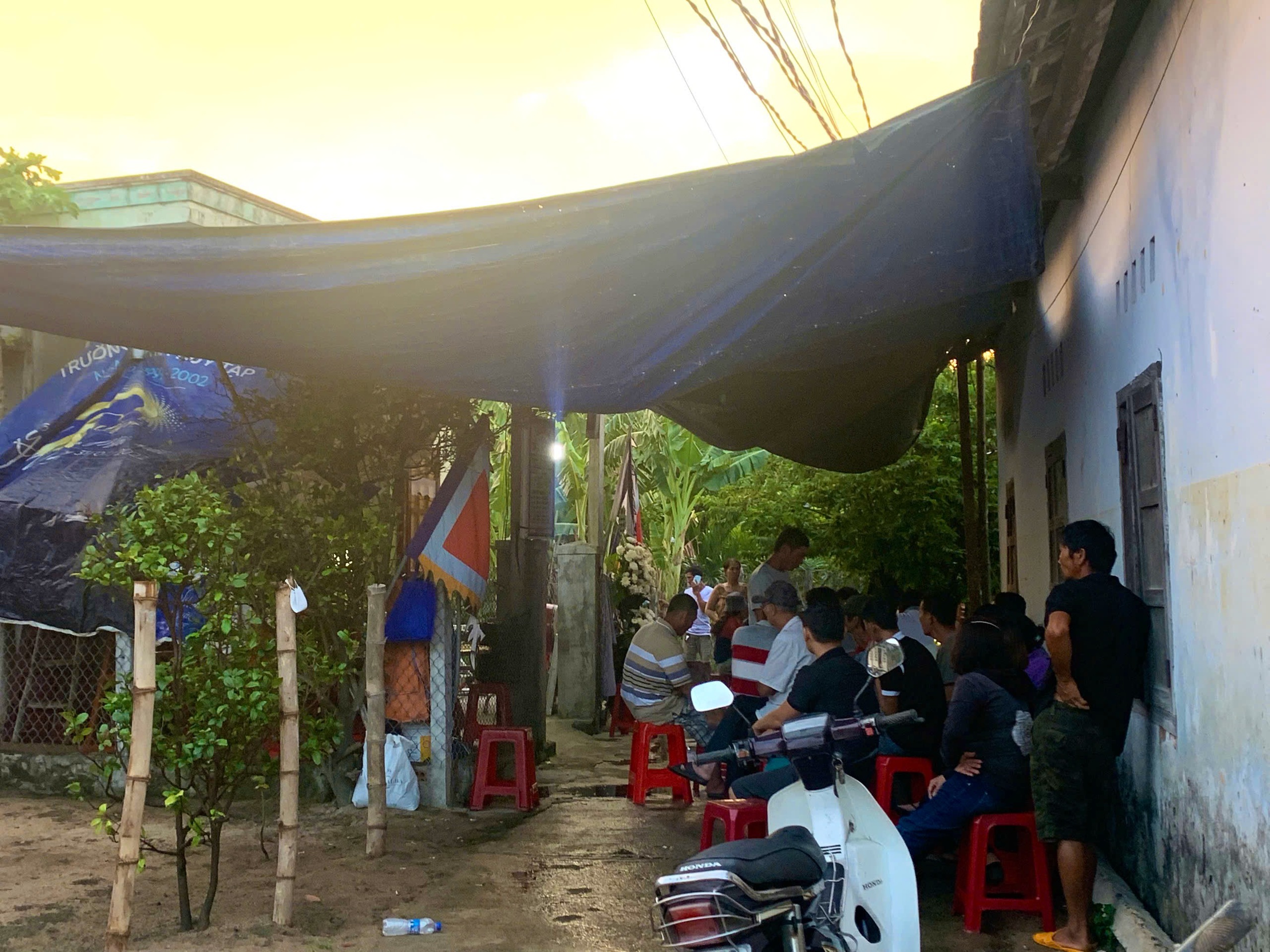 归仁-志盛高速公路工地事故：'单身父亲抚养孩子'永远不归