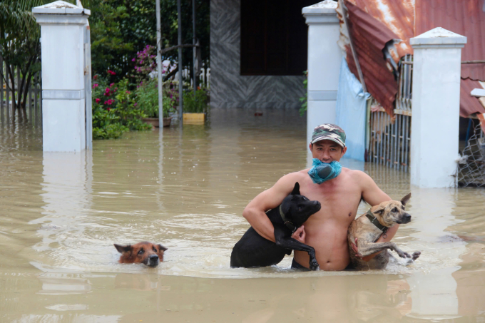 风暴洪水造成超过85万亿越南盾的损失