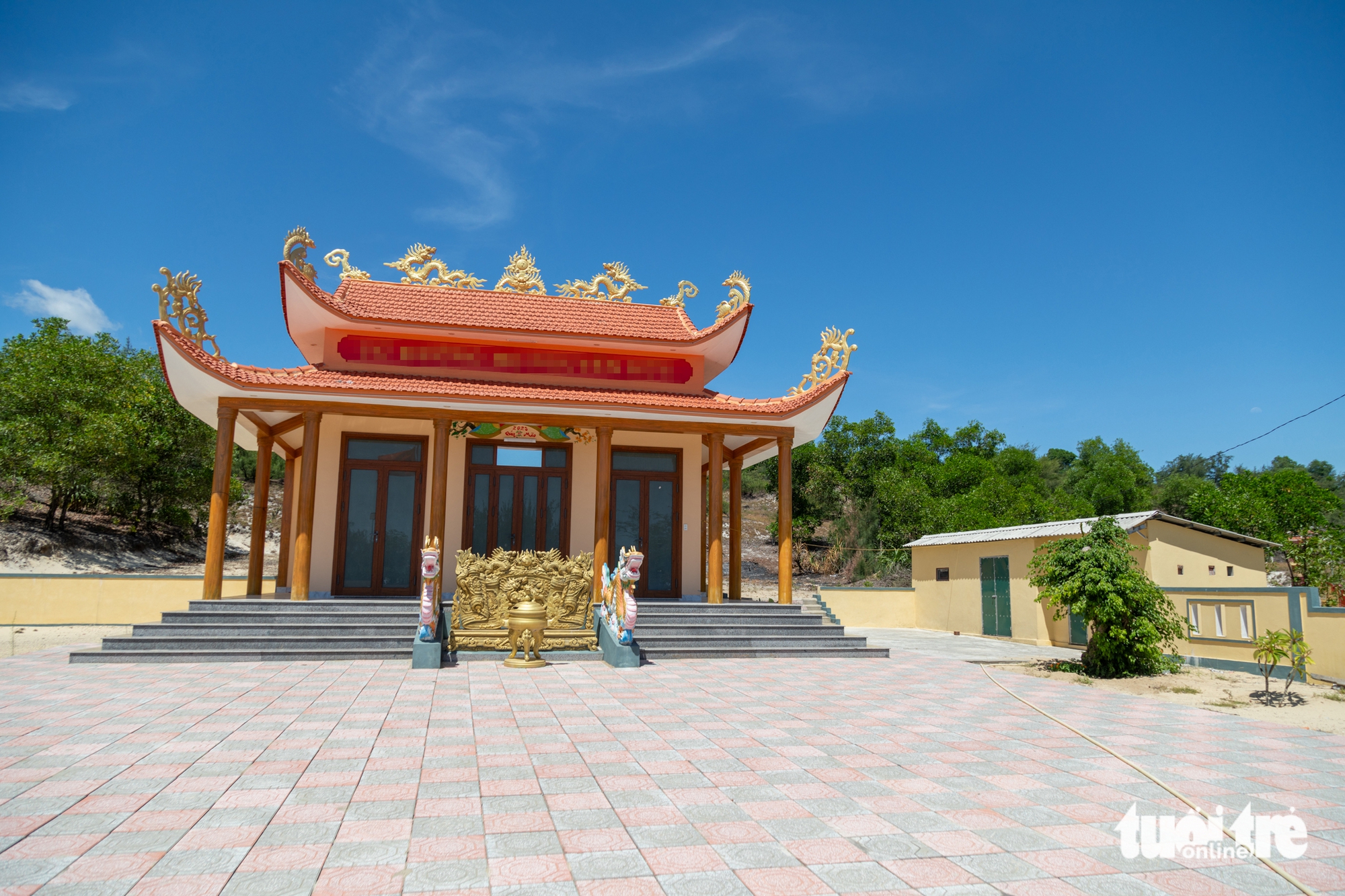 数十座家族祠堂非法建在森林土地上，乡政府头疼处理