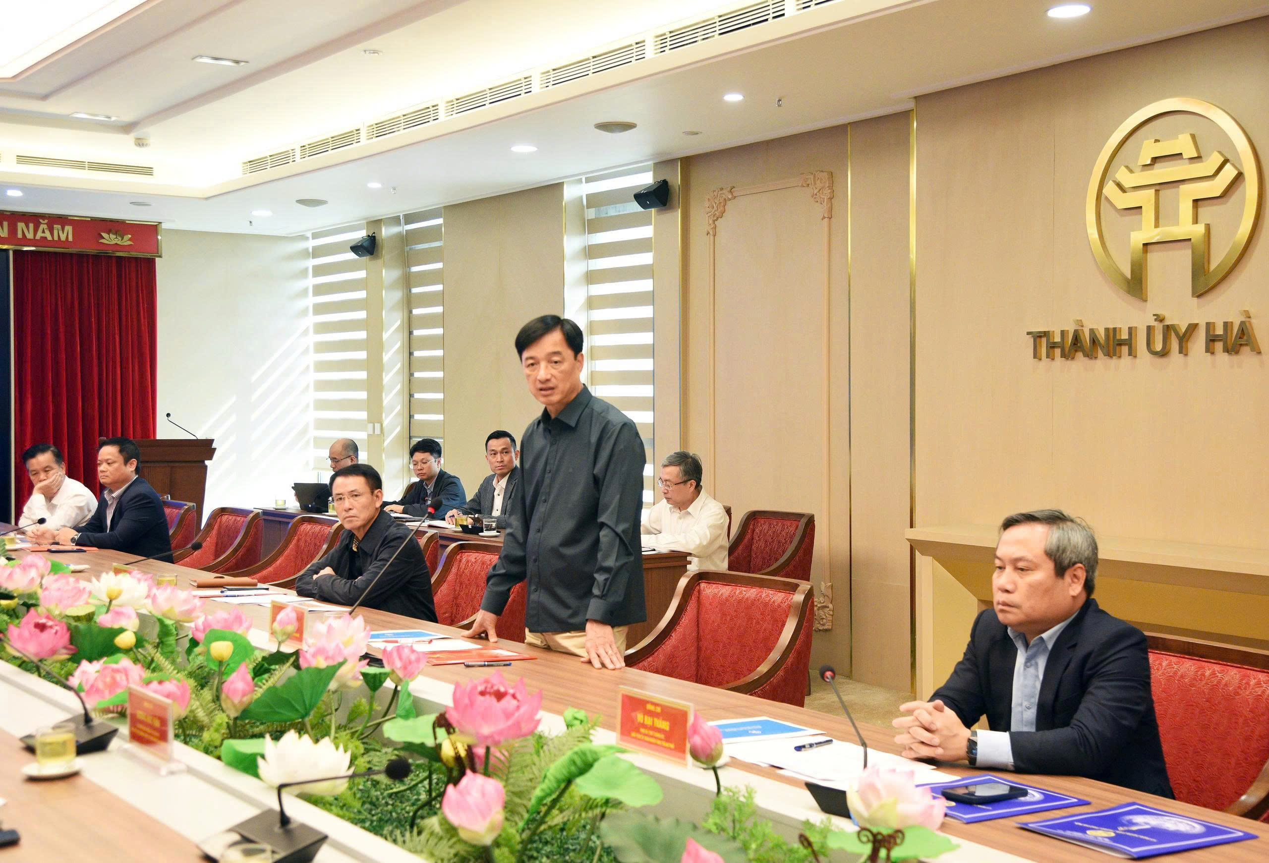 河内市委书记开会为延误多年的2.5环公路项目解决障碍