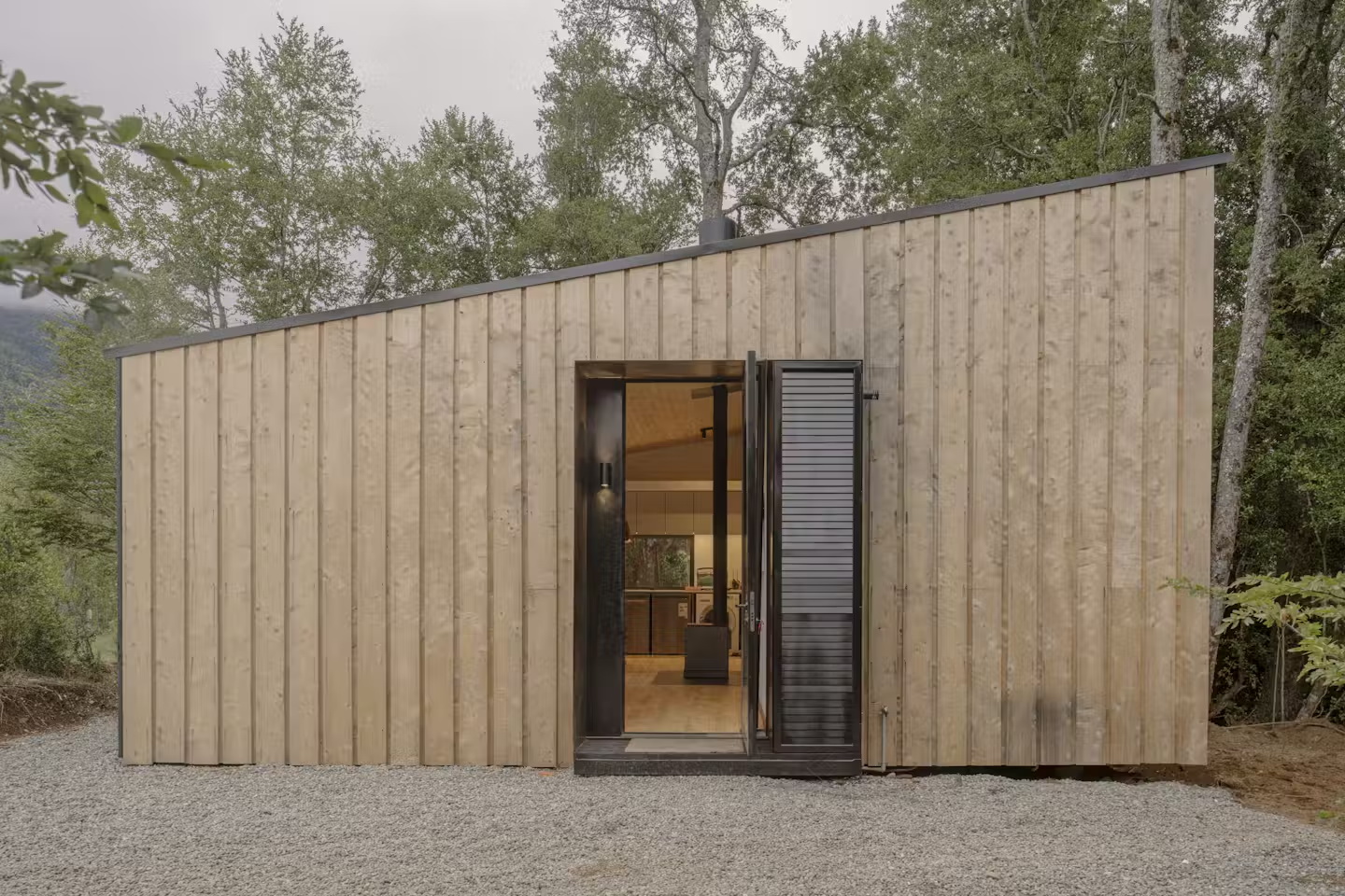 是什么让这栋56平方米的两卧室平房感觉如此宽敞？