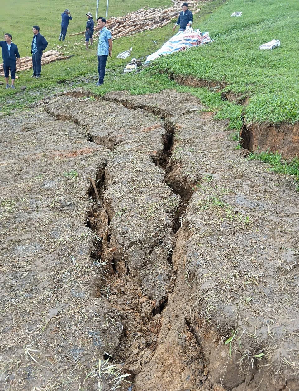 因林同省170万立方米灌溉水库溃坝风险紧急疏散70户居民