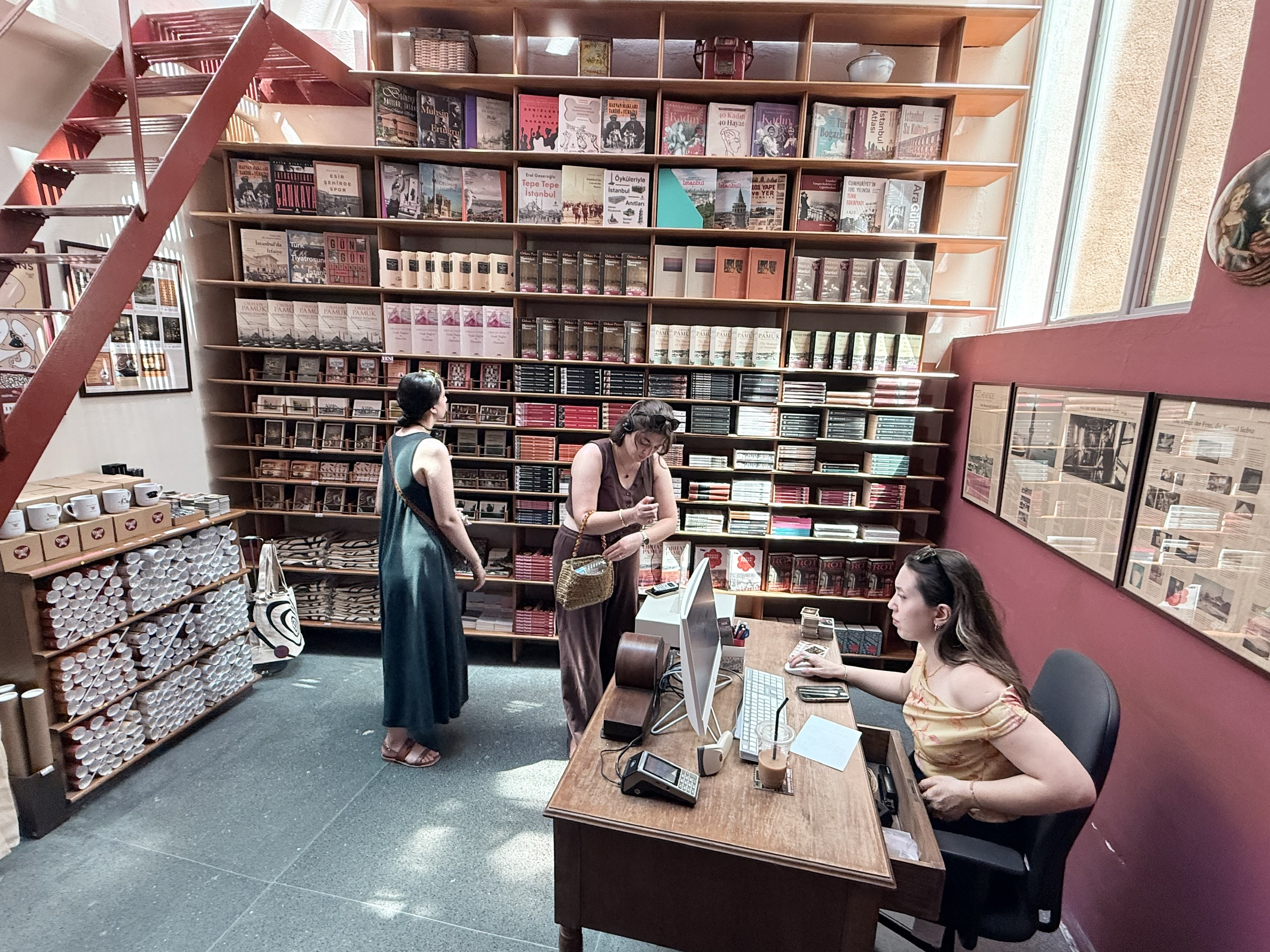 天真地寻找诺贝尔奖得主作家的天真博物馆