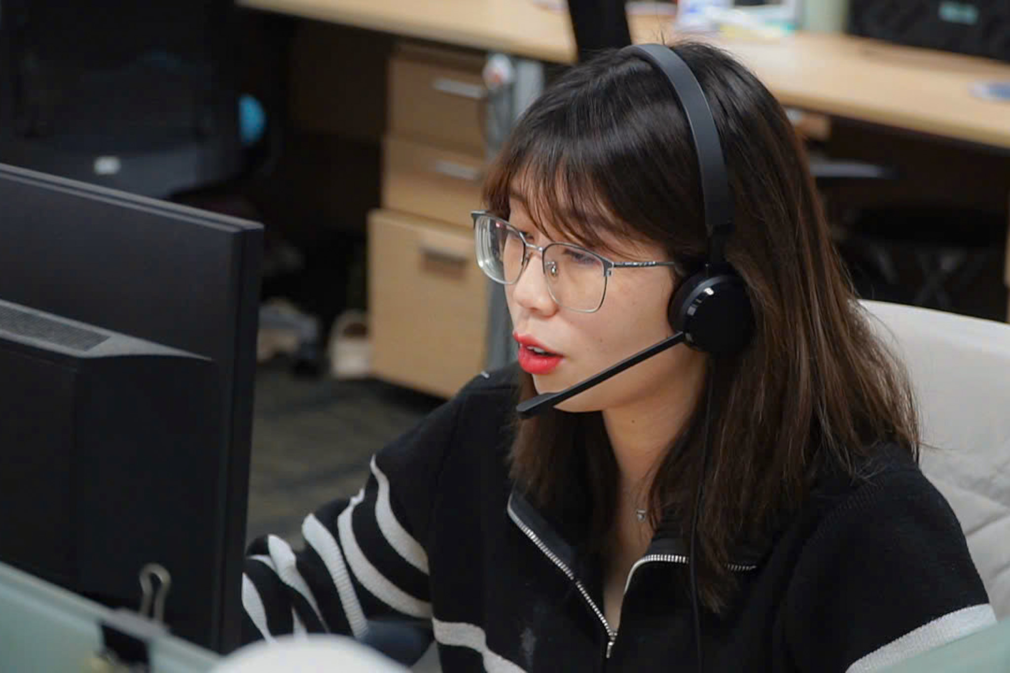 11月4日早间新闻：加速建设嘉平机场；预测年底利率