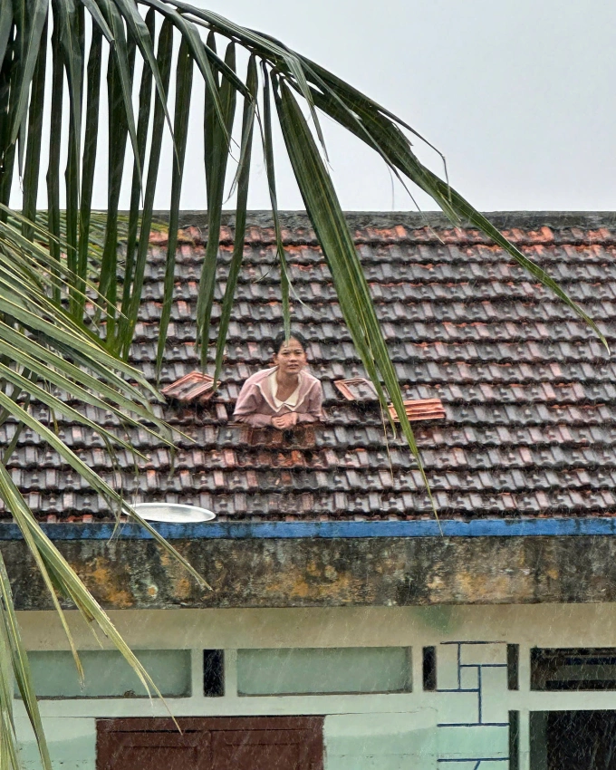 为什么救援被困在达克拉克洪水中心的数千人行动迟缓？