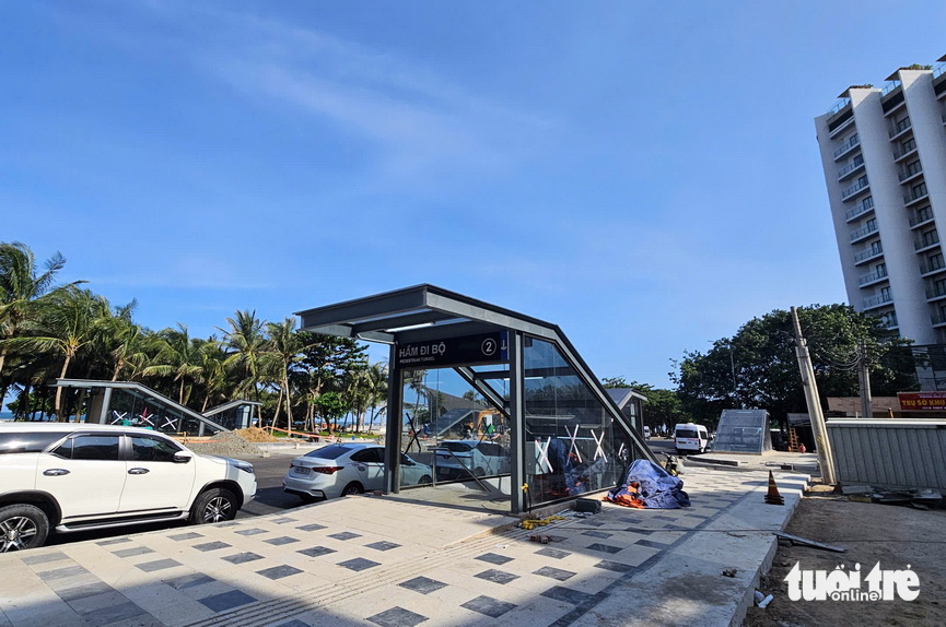 在胡志明市后滩的千亿旅游项目准备迎接国庆2-9大节的游客