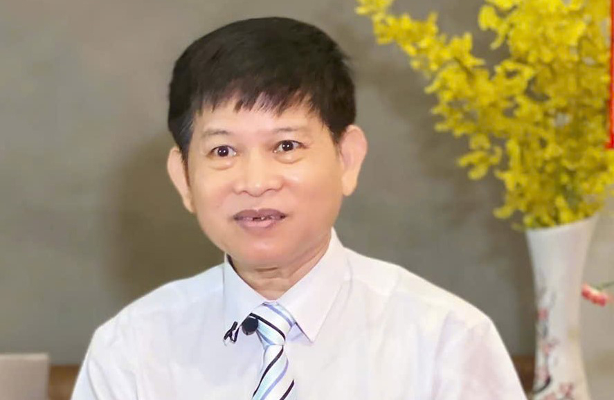 对第十四次党代会文件的建议：需要一个有弹性的体制，释放所有资源