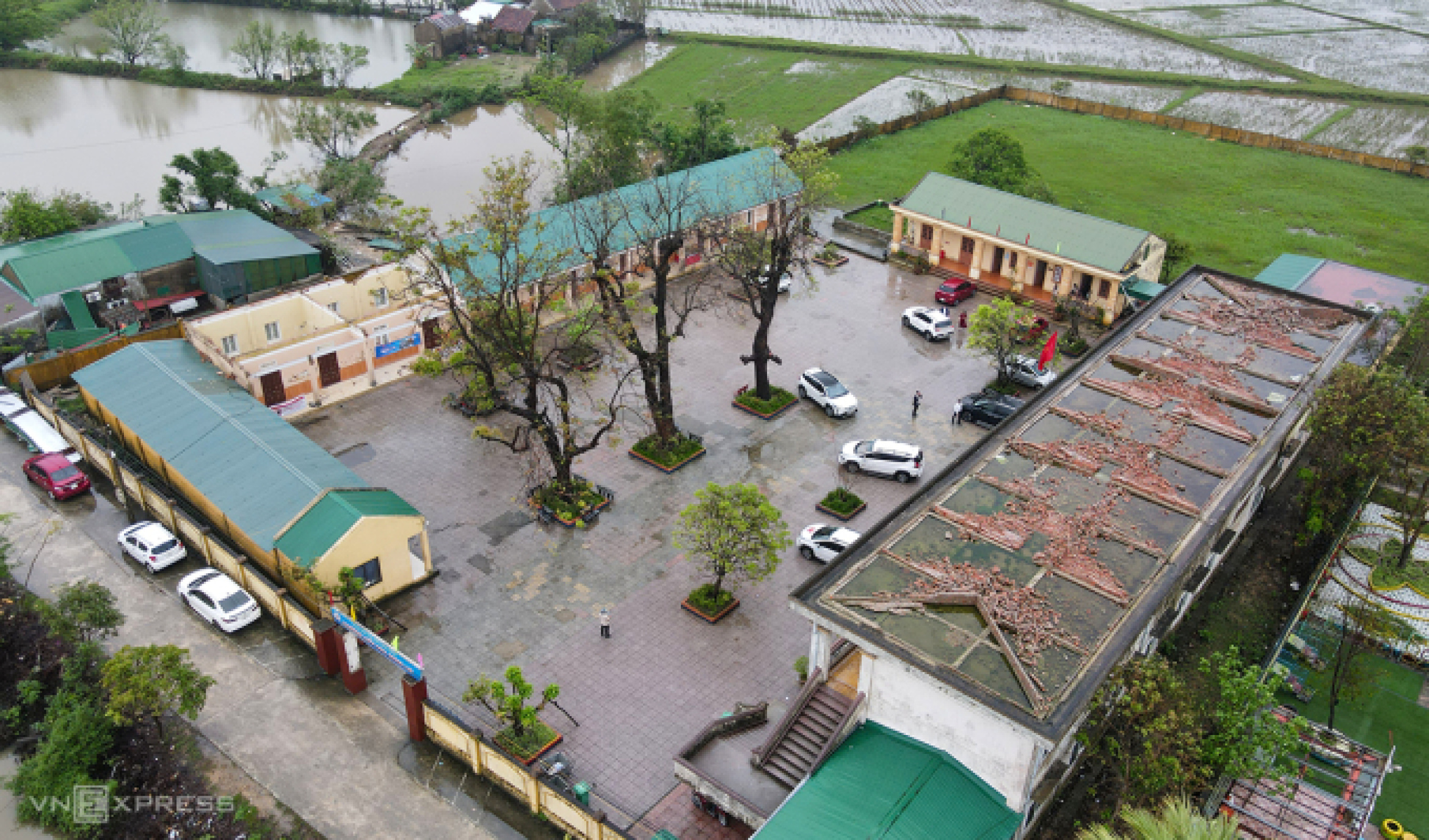 支持近十亿越南盾重建义安省学校