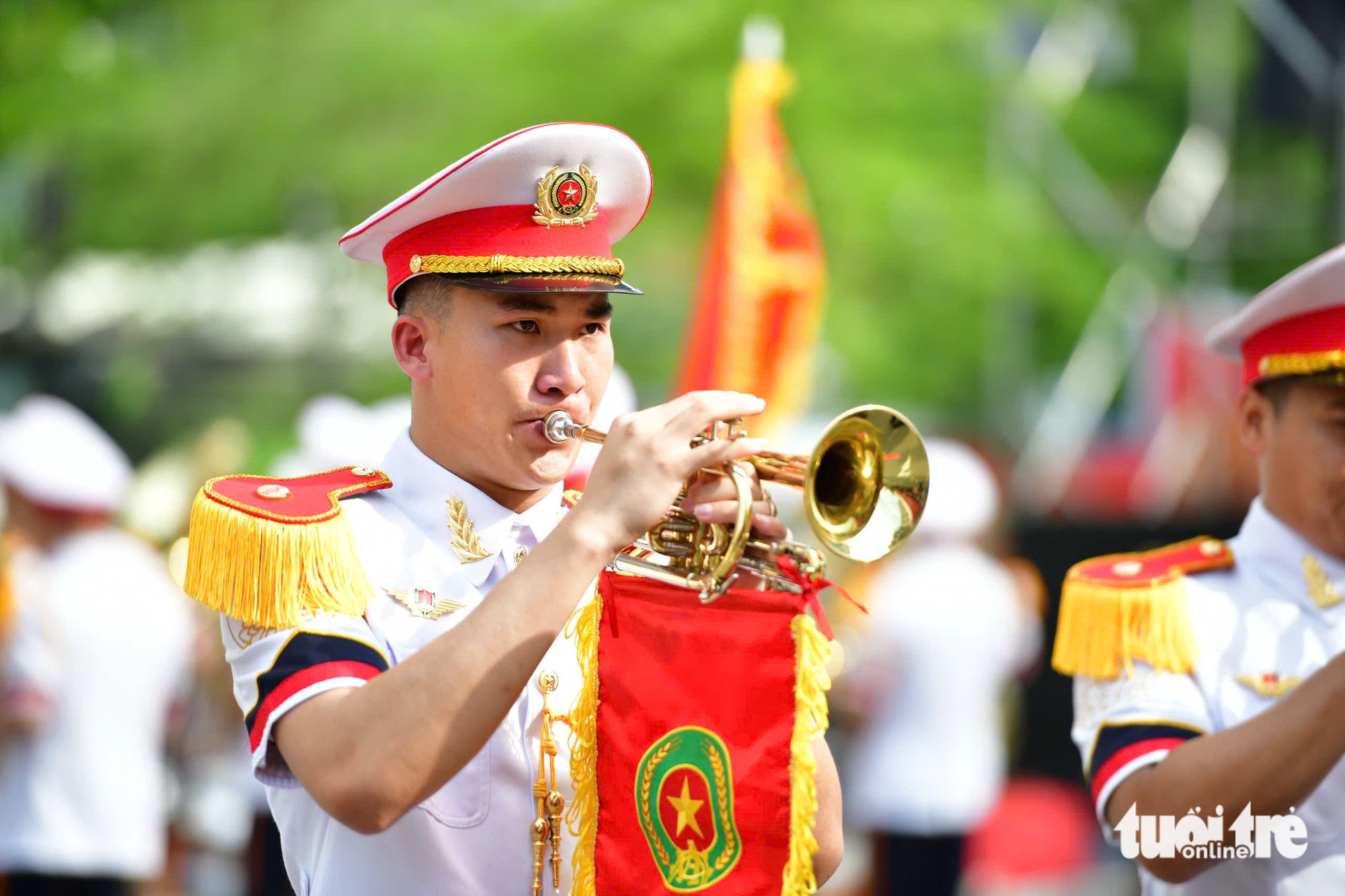 目击反恐表演总彩排，保护要人...在胡志明市中心