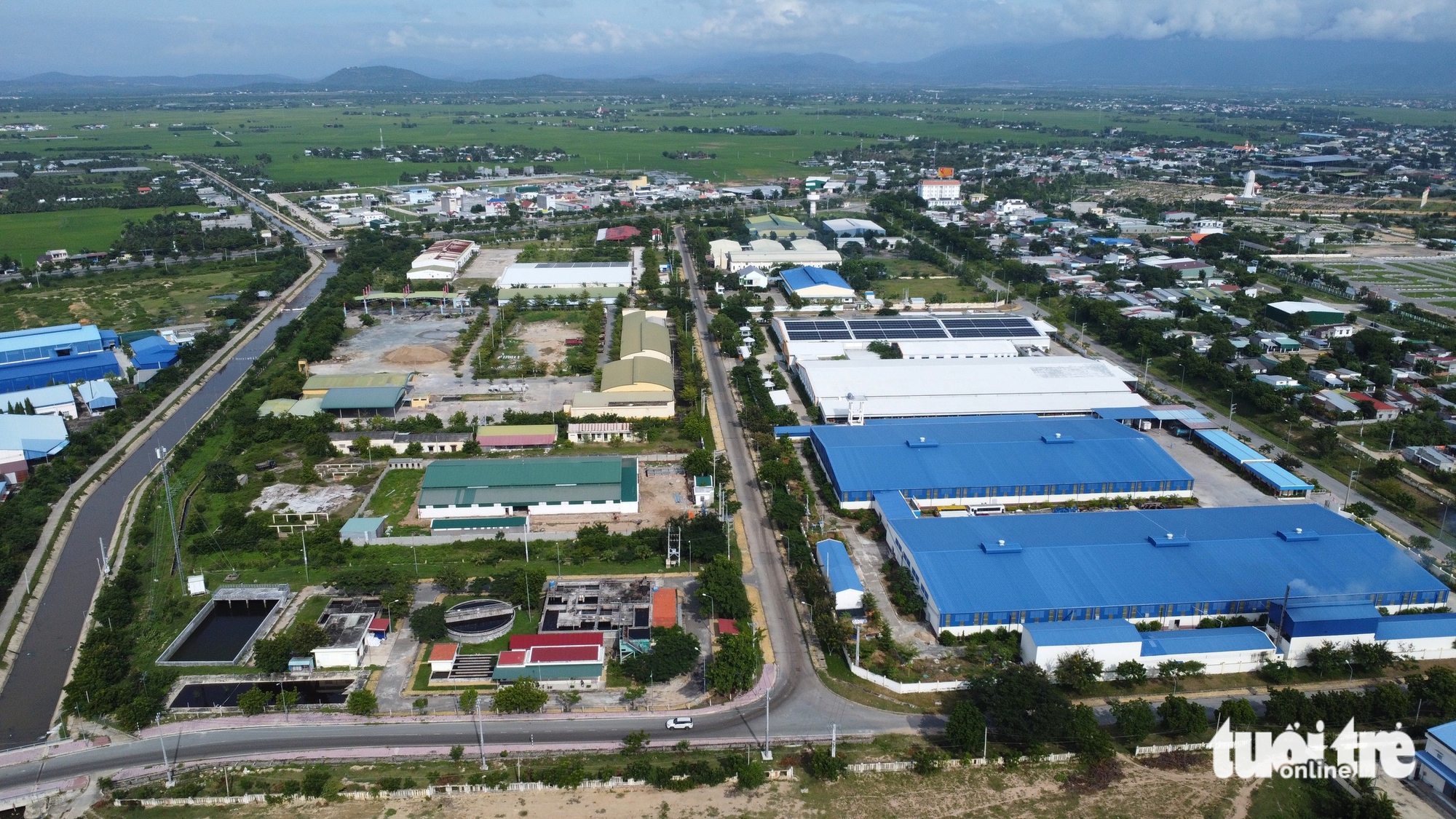 庆和省南部工业园区基础设施老化，存在违规排放风险