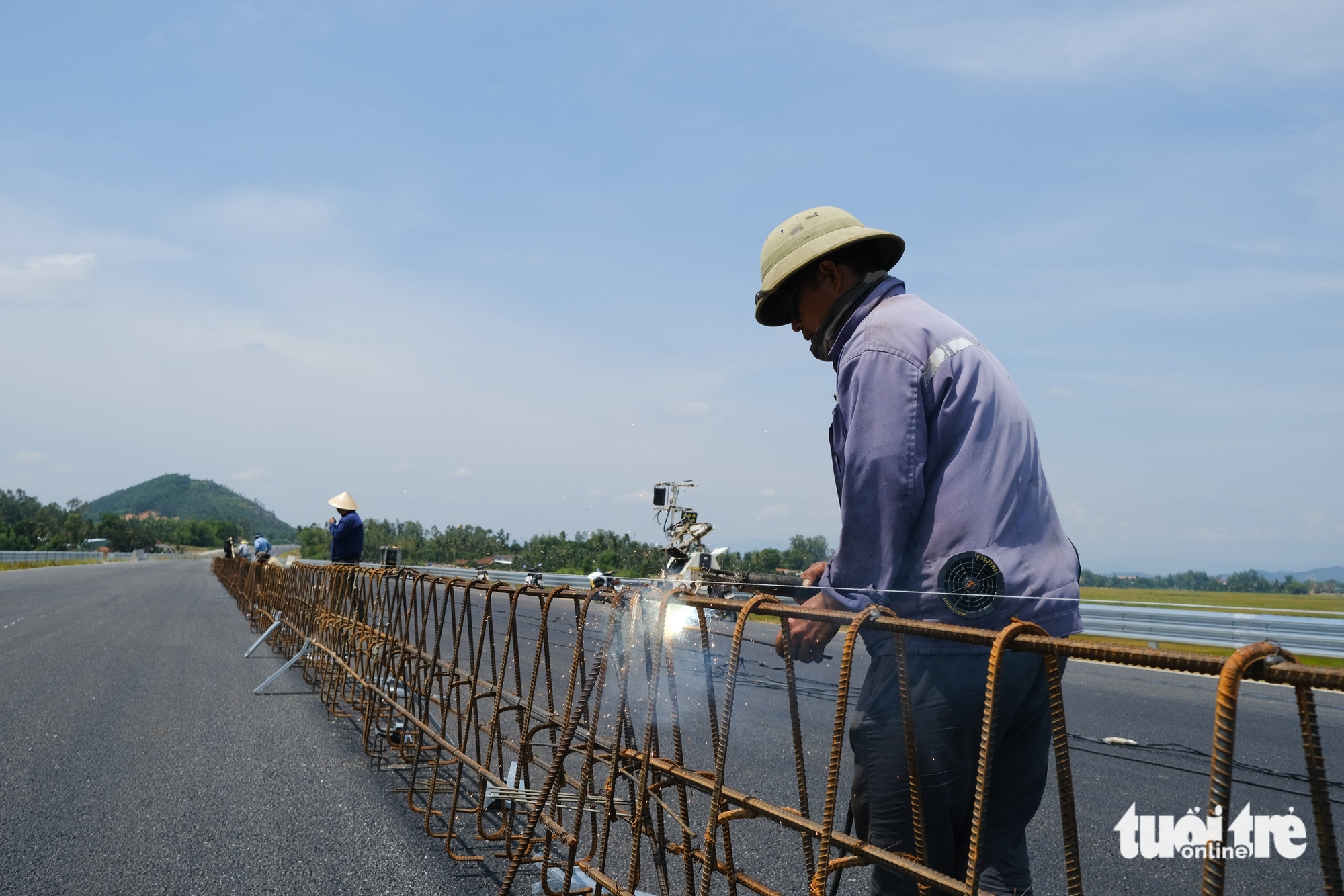 即将完成的怀仁-归仁高速公路近况，是否按计划进行？