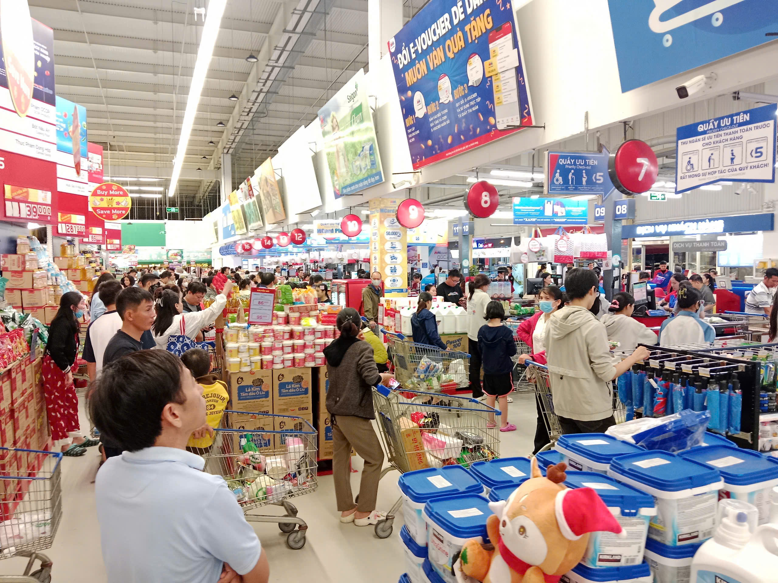 超市增加对中南部的支援，承诺充足供应且价格优惠