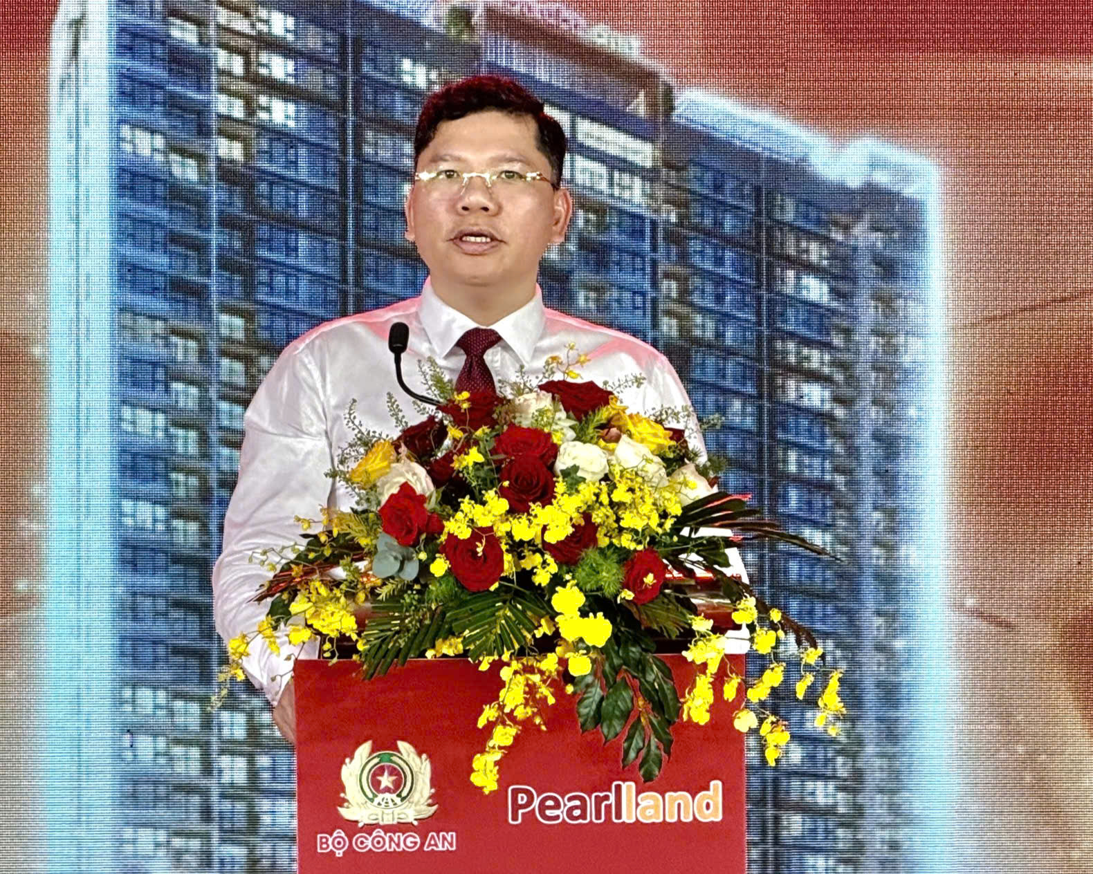 胡志明市：在平富坊为公安力量启动社会住房项目