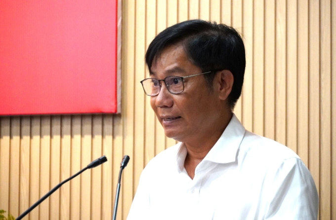 租用公共土地后非法分割转让