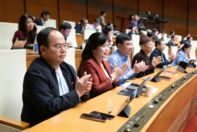 提供新闻信息成为强制性法律义务