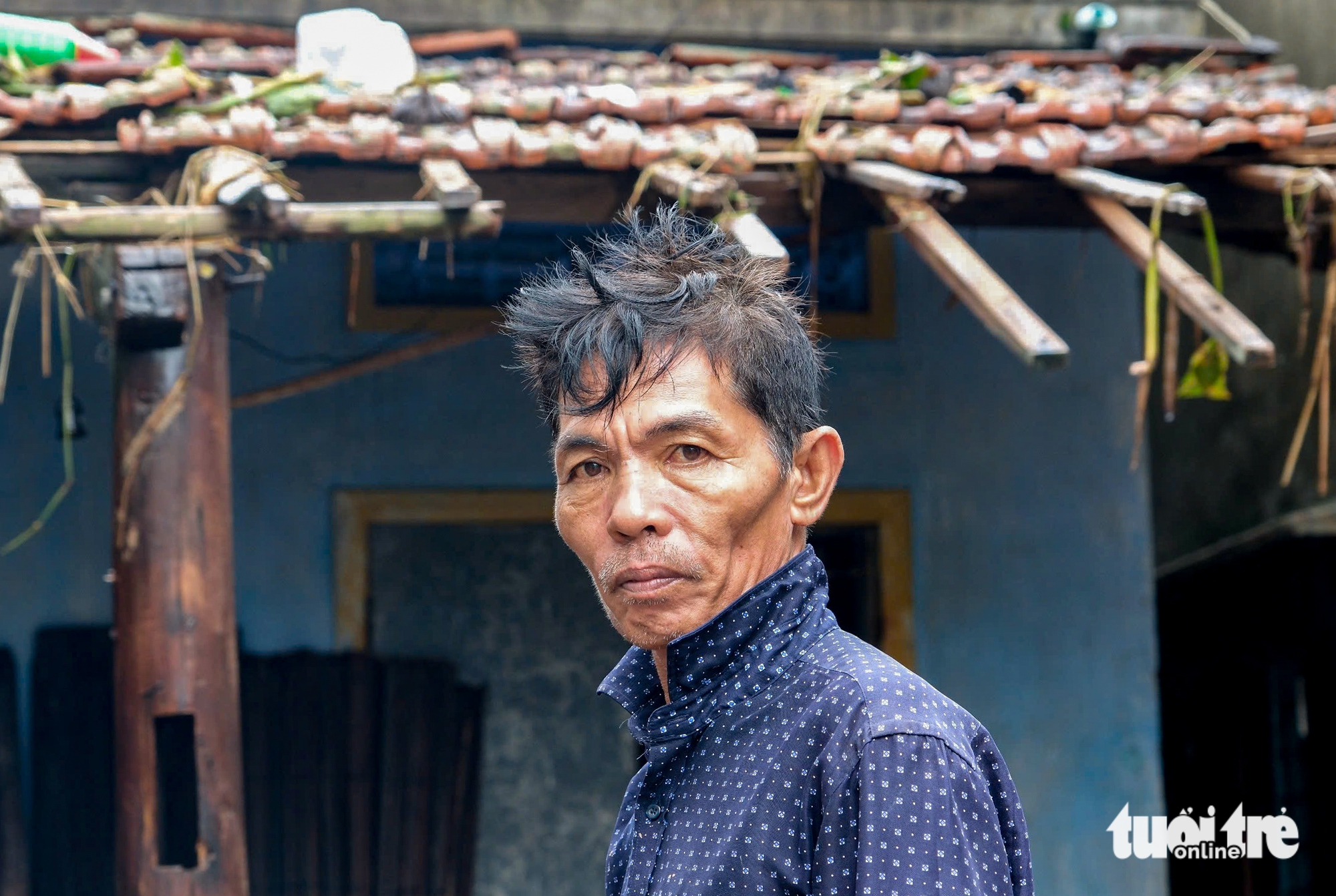 富安省洪水区居民的眼神：难以言表的事情