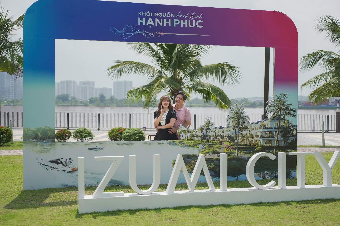 Izumi Canaria 因生活环境赢得艺术家家庭的青睐