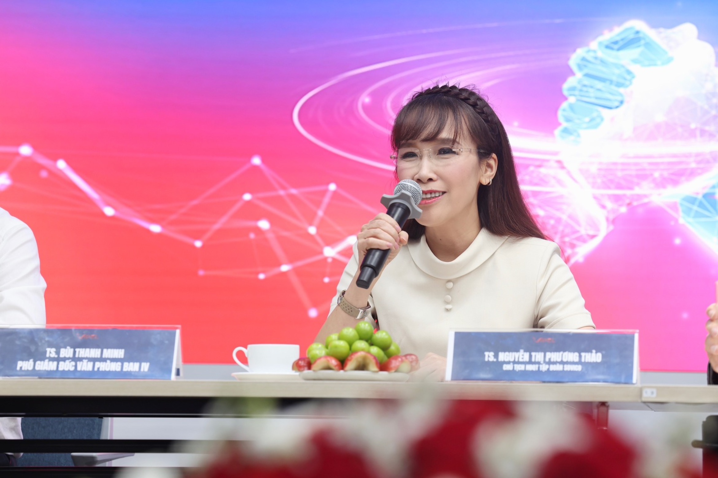 10月29日早间新闻:越南唯一女亿万富翁资产飙升