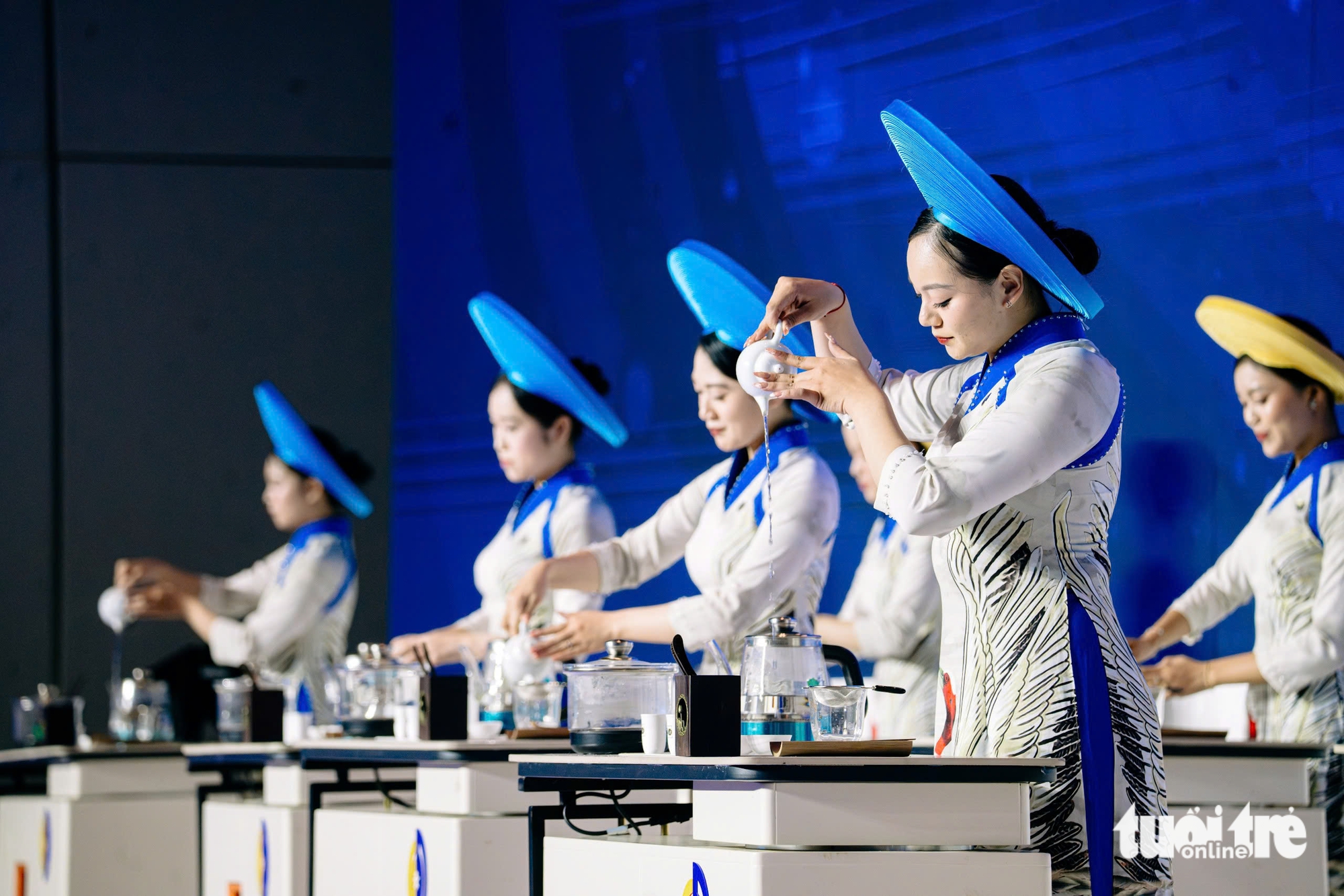 总理与500位国内外CEO讨论可持续合作