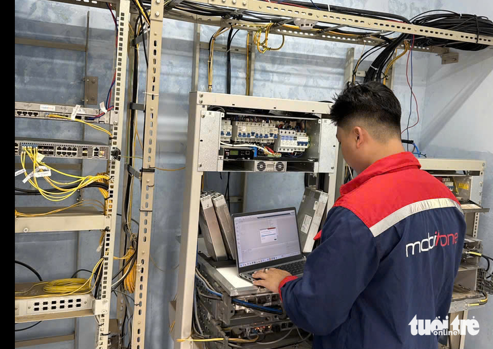 富安省洪水区电信网络恢复竞赛