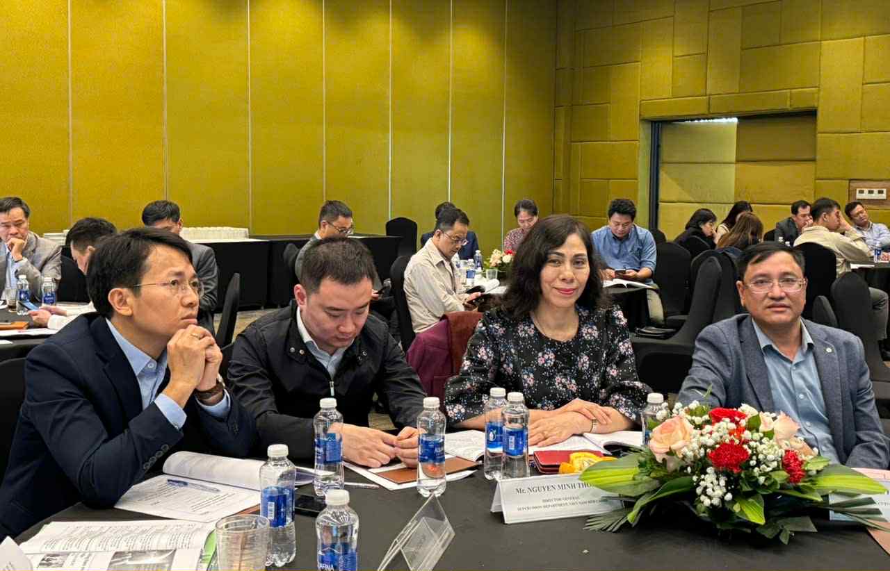 国家以外腐败形势复杂，出现在多个领域