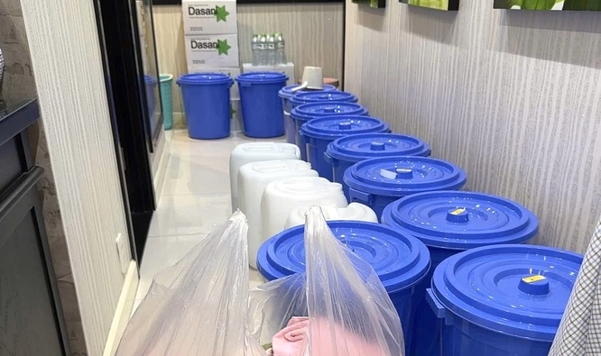 欠款超过100万越南盾，一位房地产协会副主席的家被断水8个月