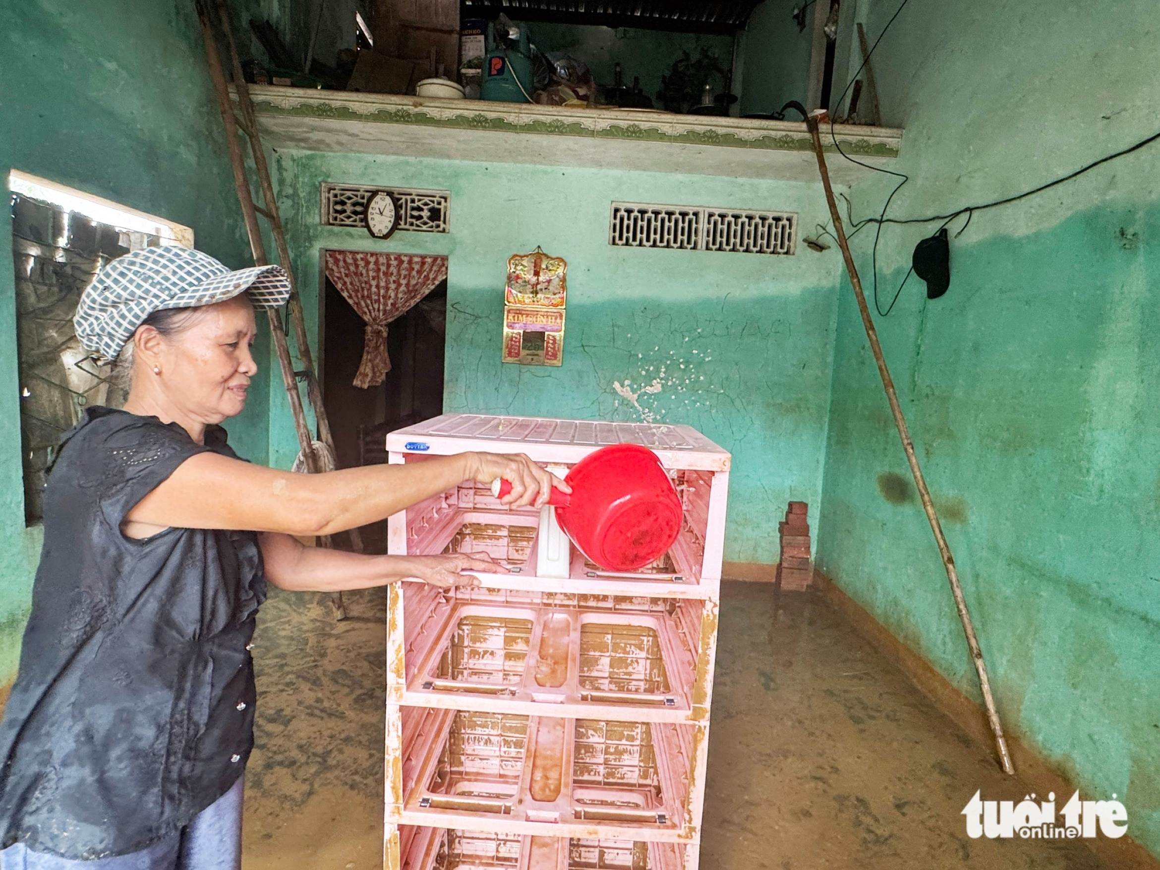 在洪水和山体滑坡后重新站起来,戈诺伊的居民并不孤单