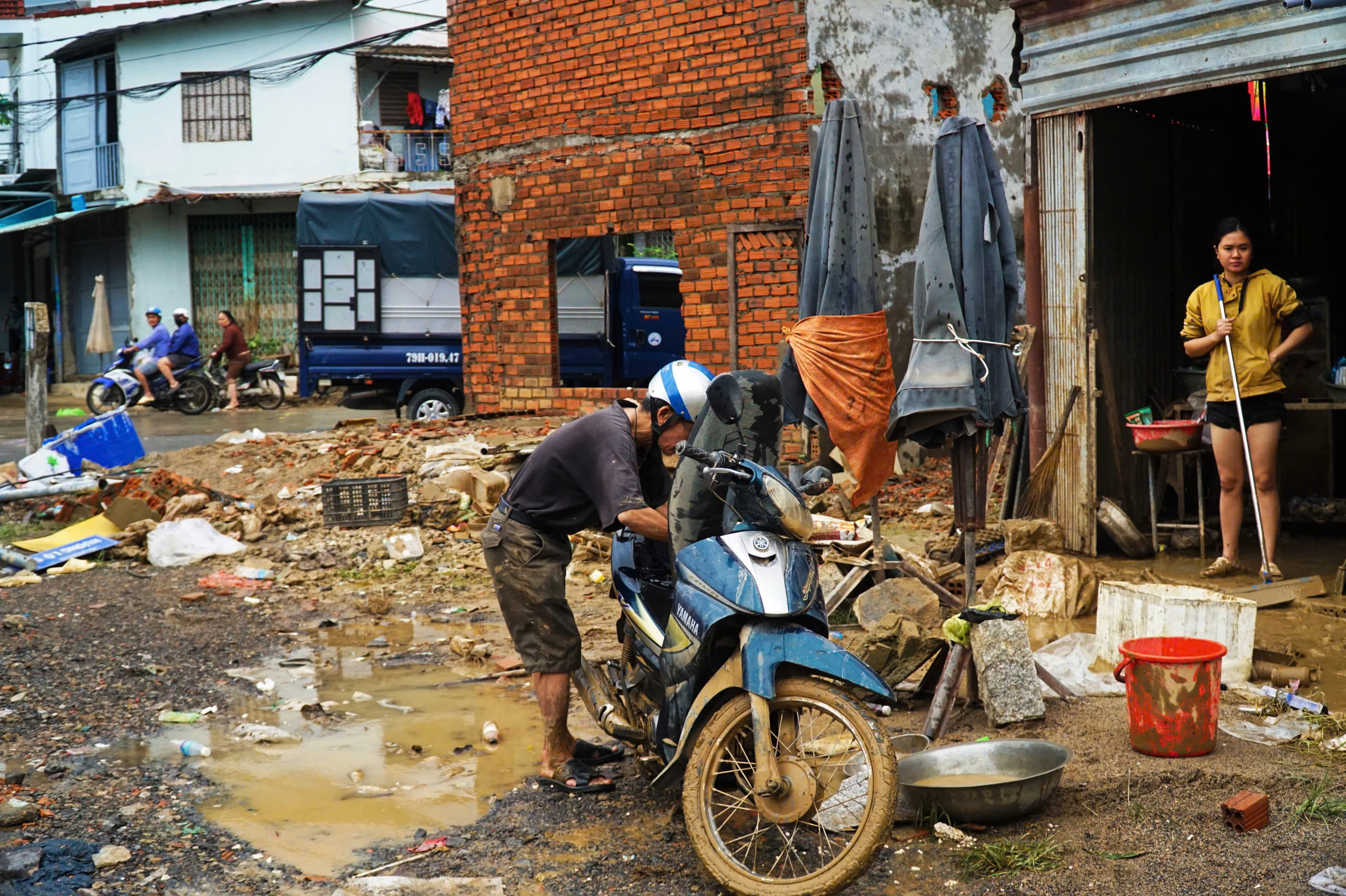 延田的心碎之痛：在凶猛洪水中失去亲人...