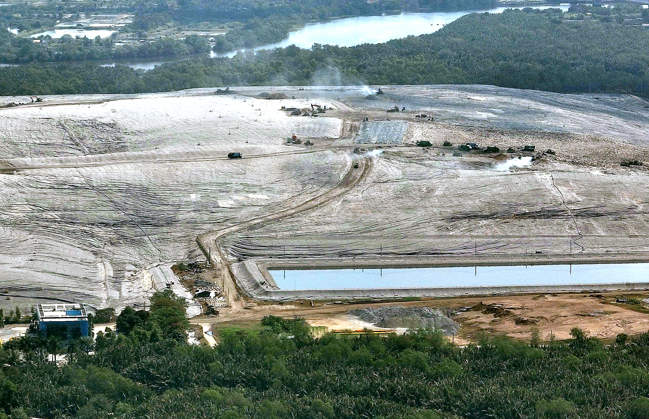 多福垃圾场准备在要求时接收城市非工作时间垃圾