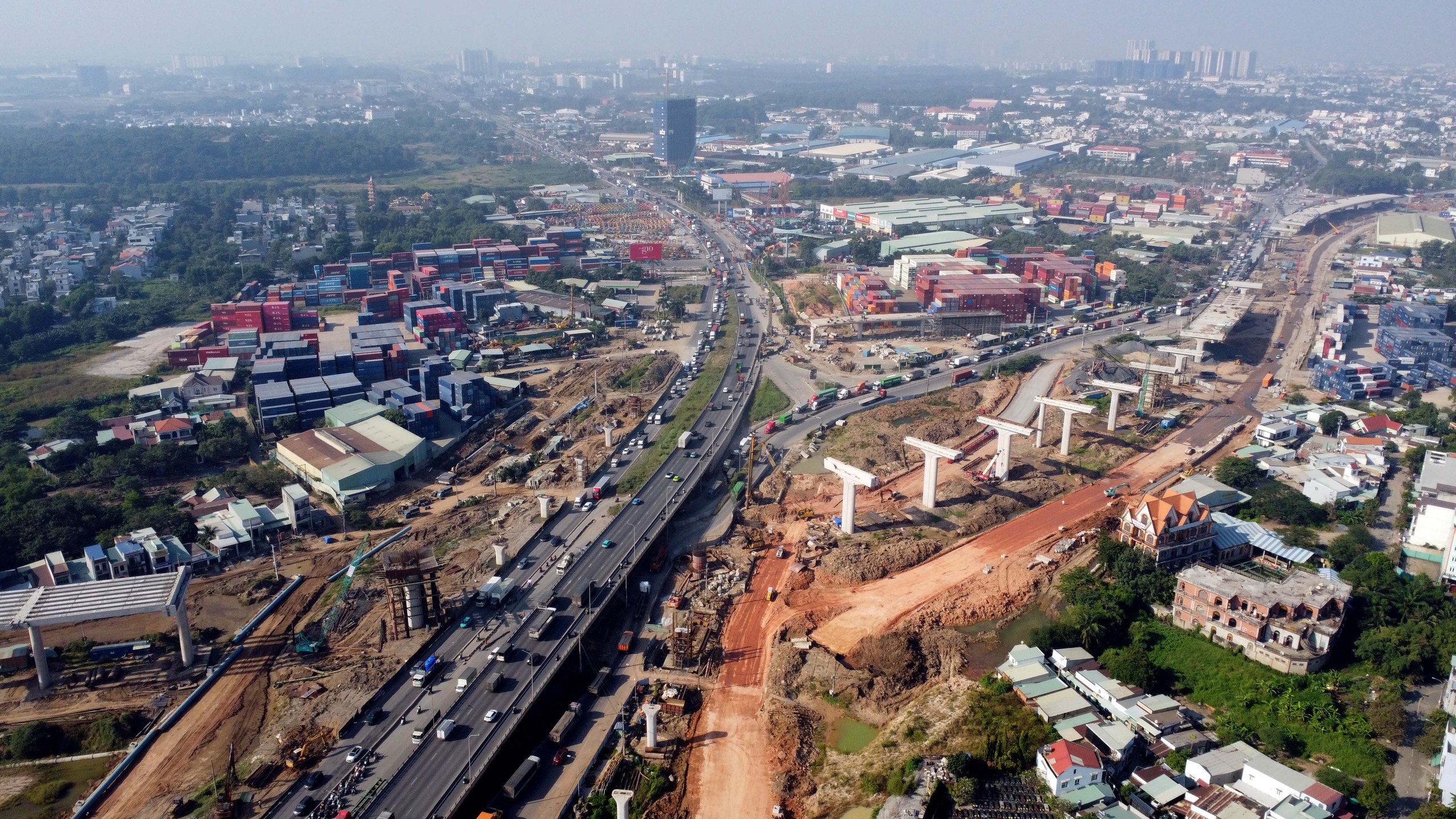 同奈省禁止5吨以上车辆进入裴友义路：道路已畅通，不再拥堵