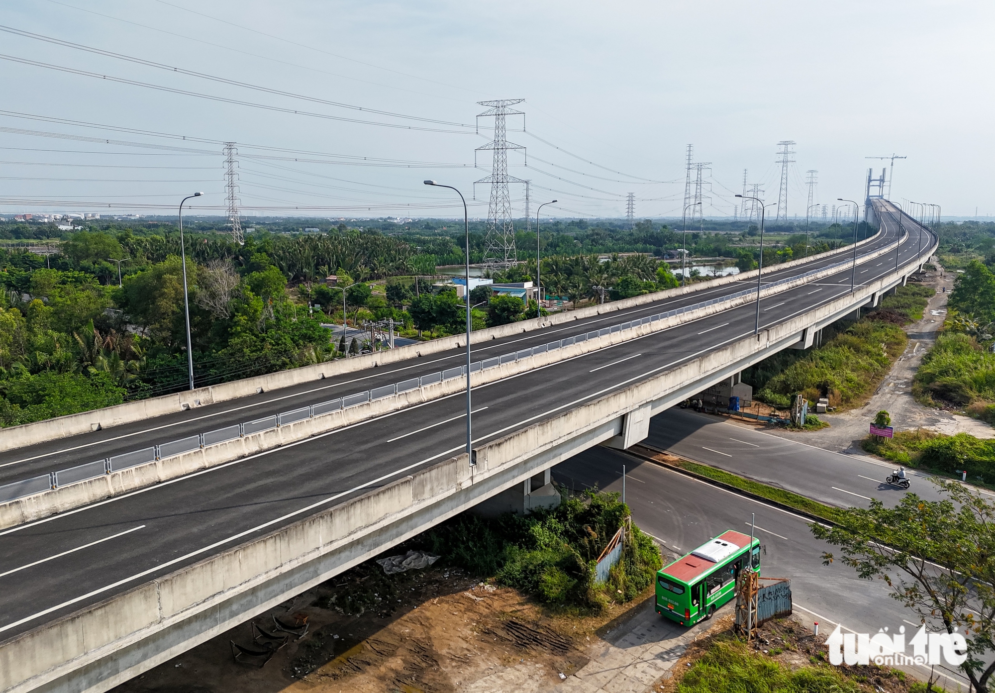 哪些桥梁将使胡志明市与同奈省更紧密相连？