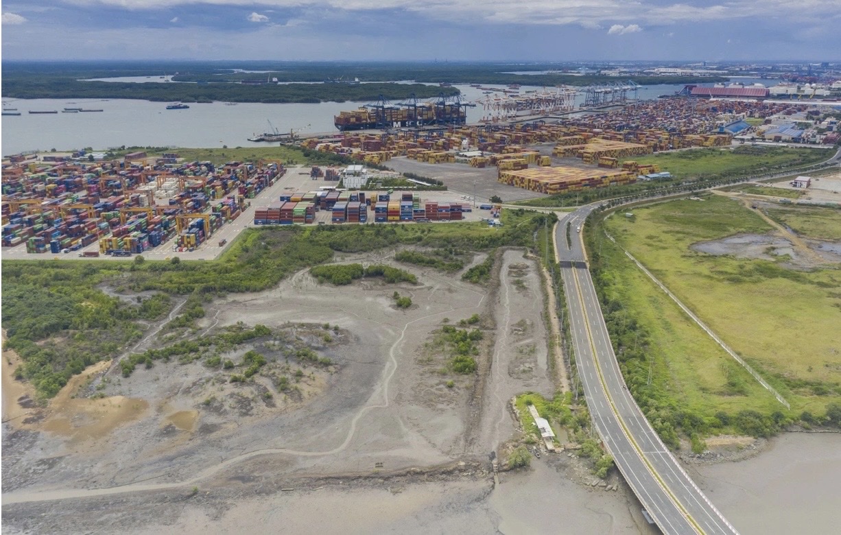 胡志明市设定目标成为区域领先的物流与航空转运中心