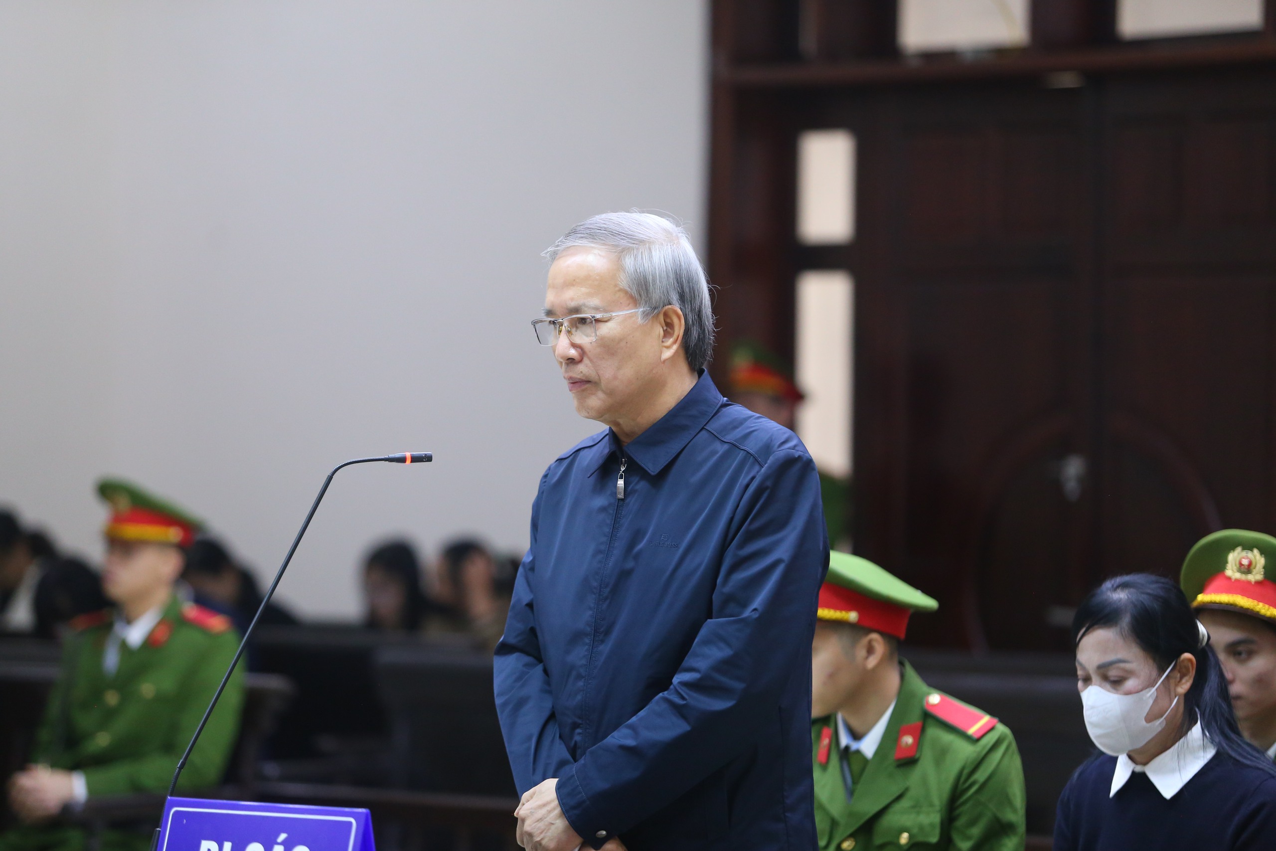 福山案：前省委书记、前永福省副省长请求缓刑