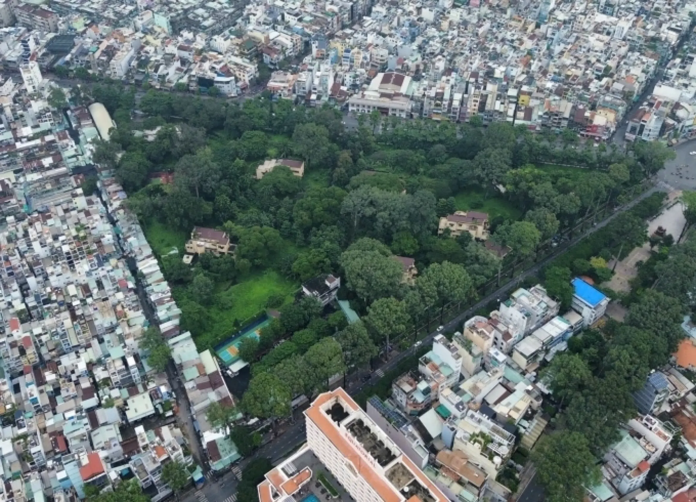 胡志明市将市中心道路拓宽三倍