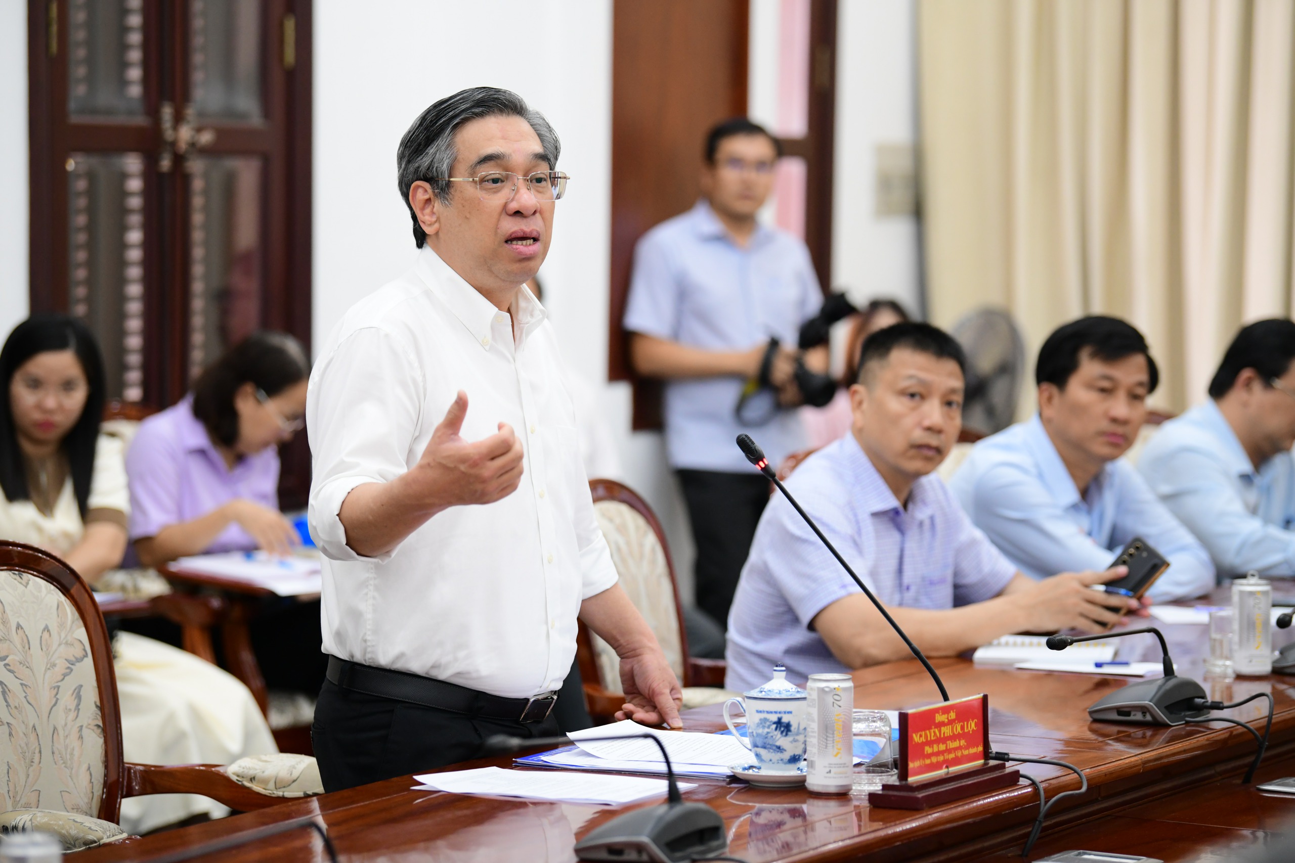 胡志明市紧急动员所有资源支援洪灾地区同胞