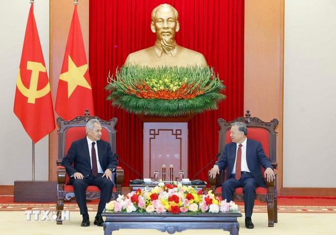 苏林总书记接见俄罗斯安全委员会秘书，推动双边关系迈向新高度