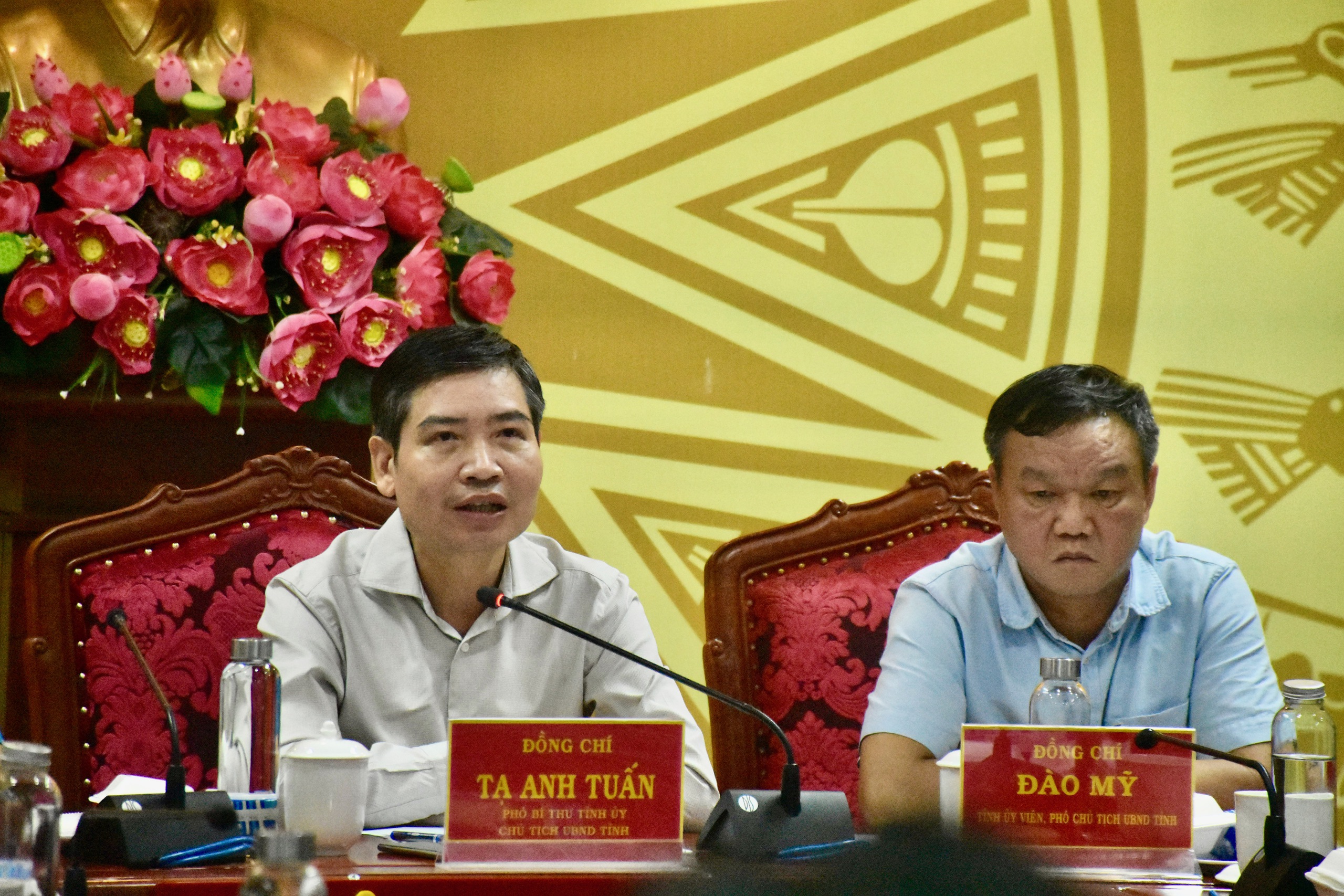 Đắk Lắk 要求在 Kalmaegi 台风前紧急降下工程起重机