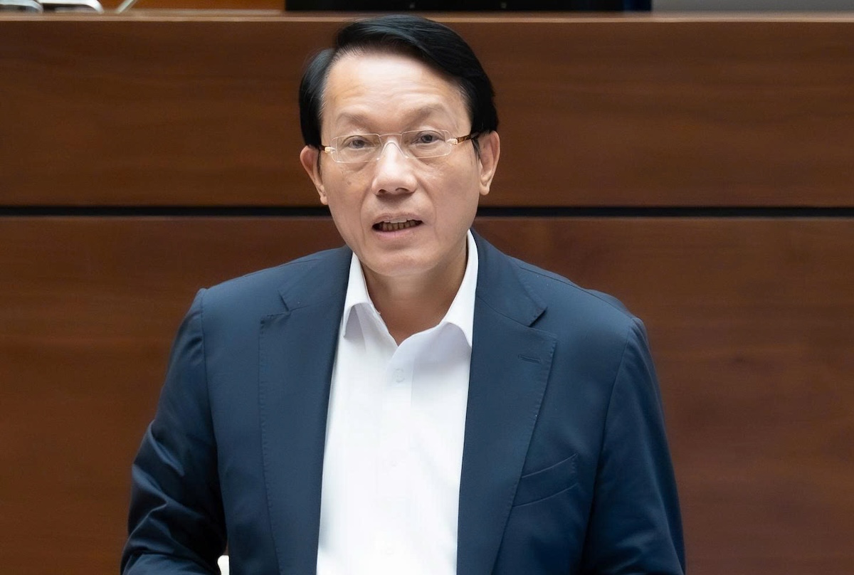 大将梁三光谈对戒毒者实施电子监控的提议