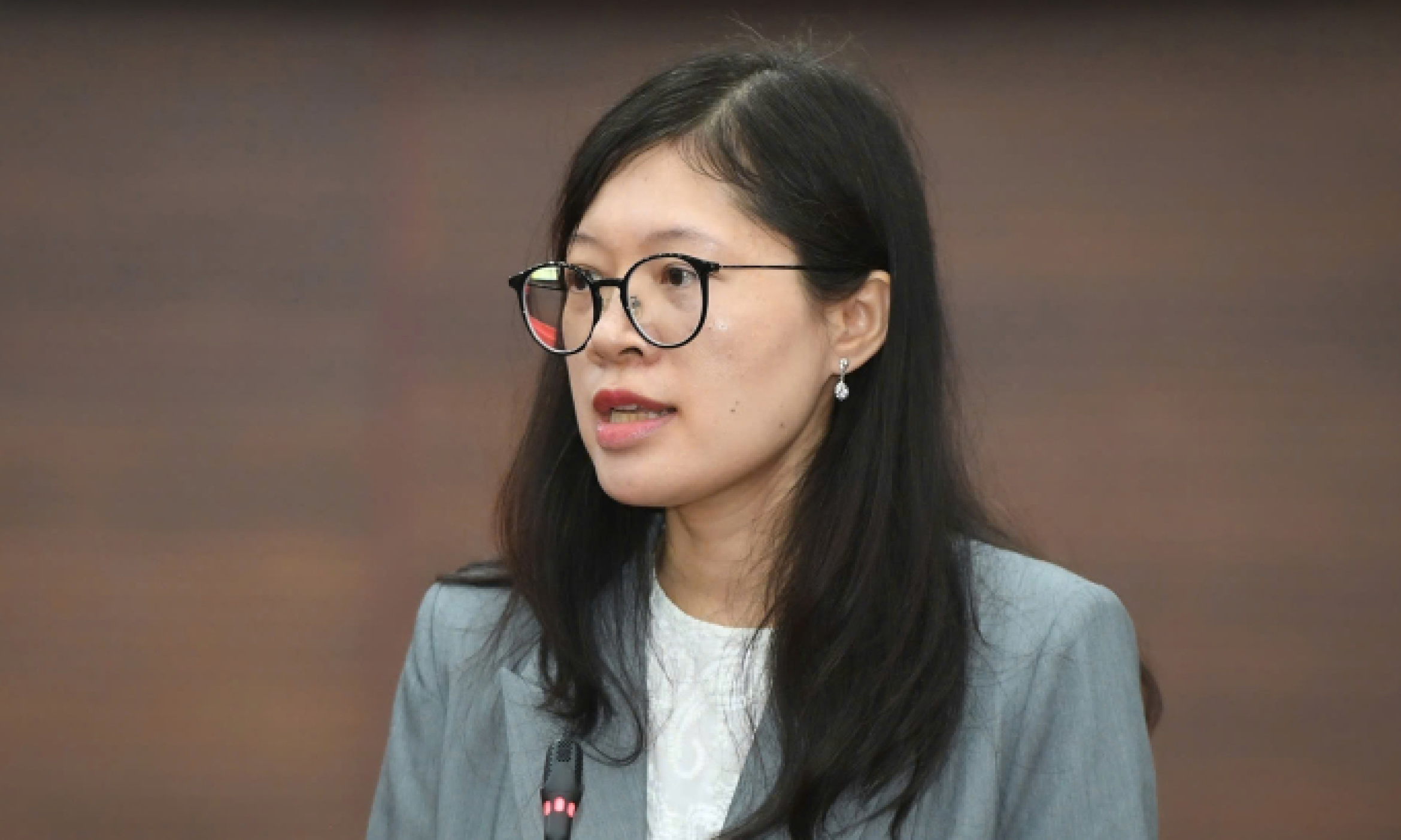 需要推广不收费送工人出国的模式