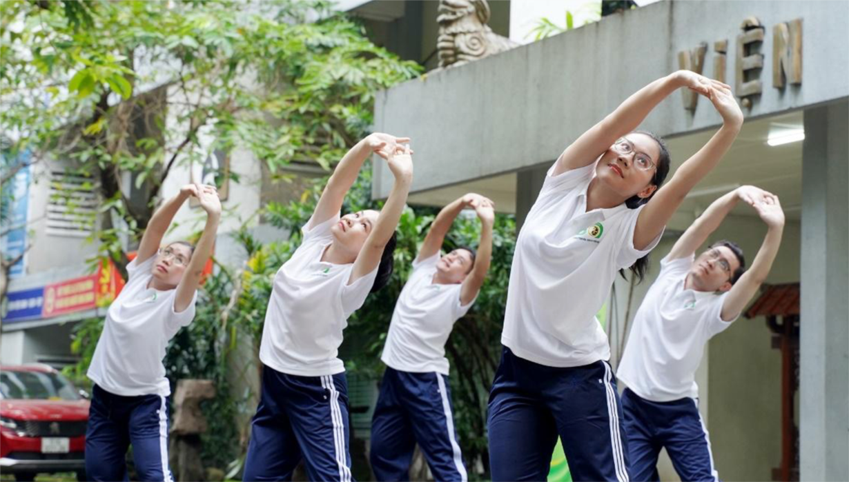 11月7日上午新闻：西部石油大亨收入为零