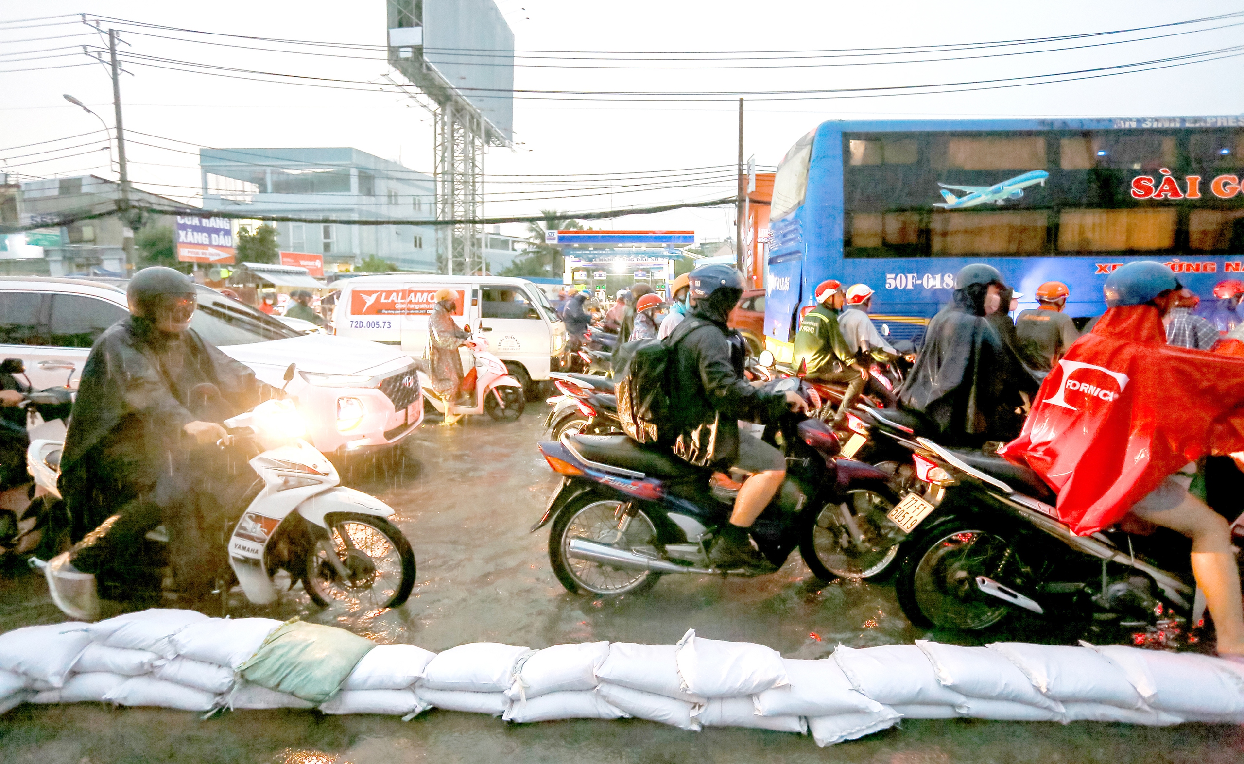 胡志明市基础设施在特殊机制和政策出台后迅速推进