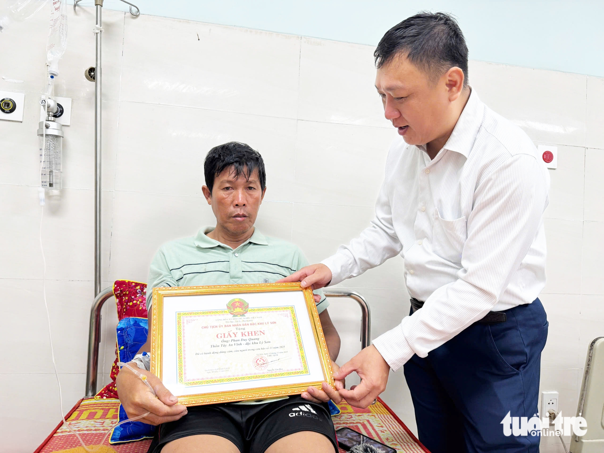 李山主席：在海上漂流超过48小时后幸存是奇迹