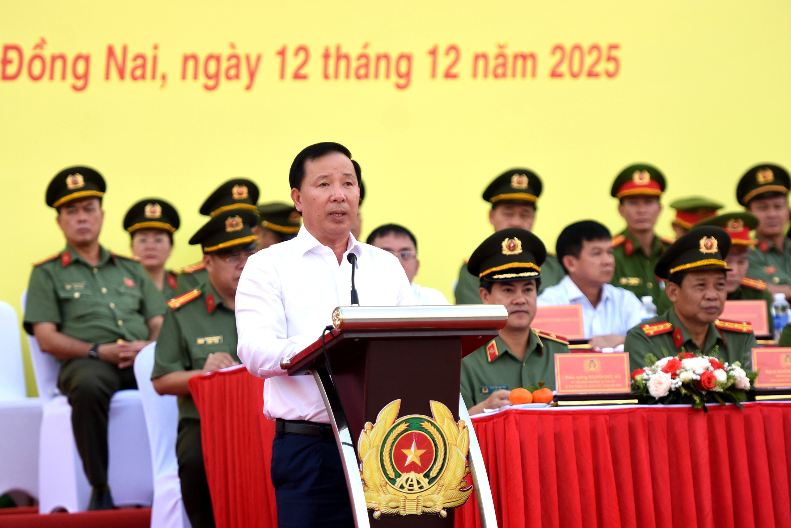 确保龙城机场首航及各项活动的绝对安全