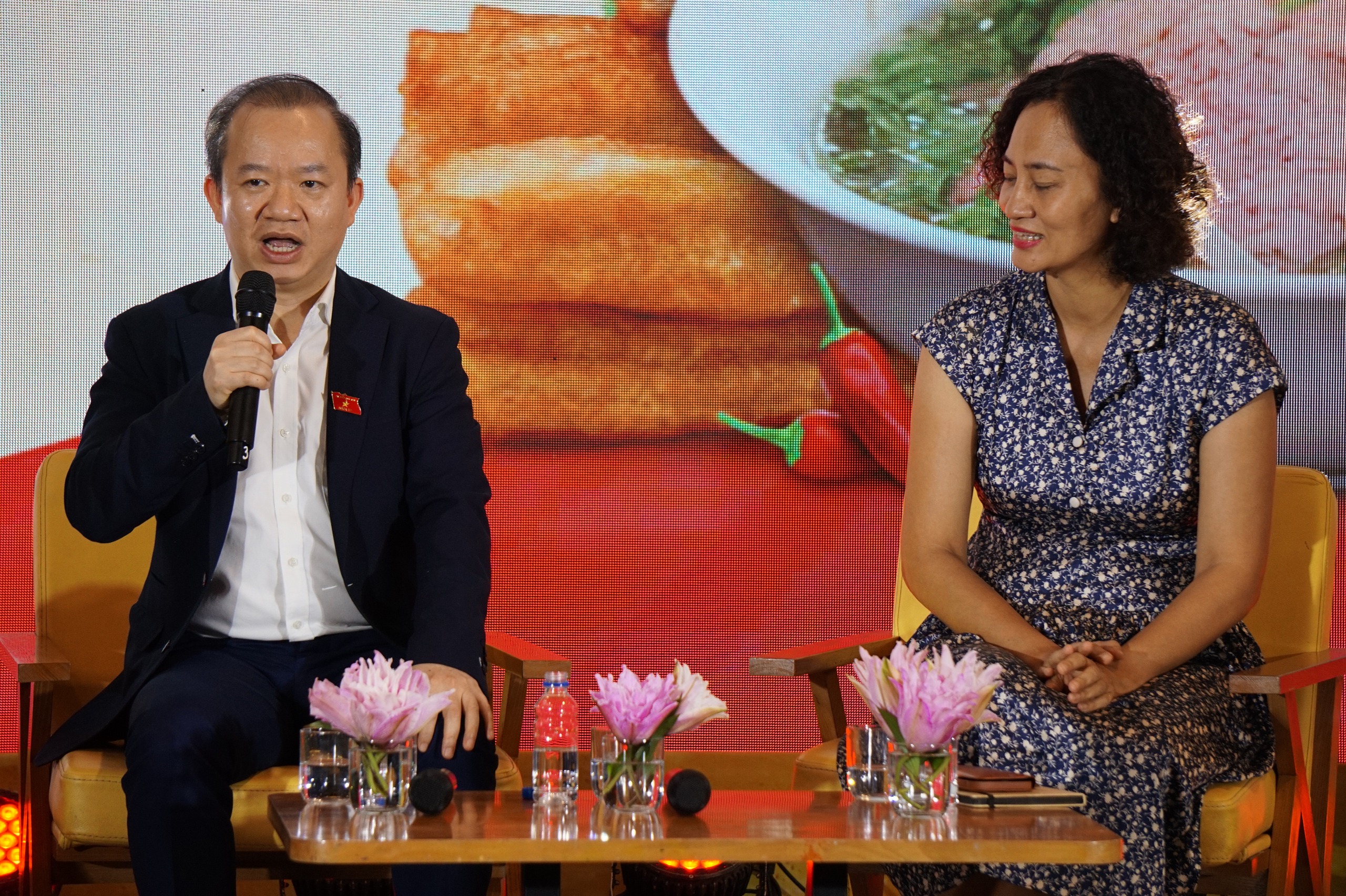 吃河粉不仅是品尝美食，更是享受一种生活方式