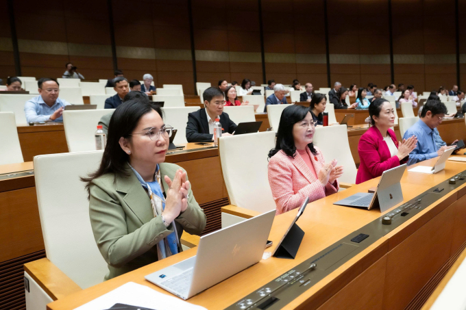 取消出租车和客运车辆必须安装儿童安全座椅的规定