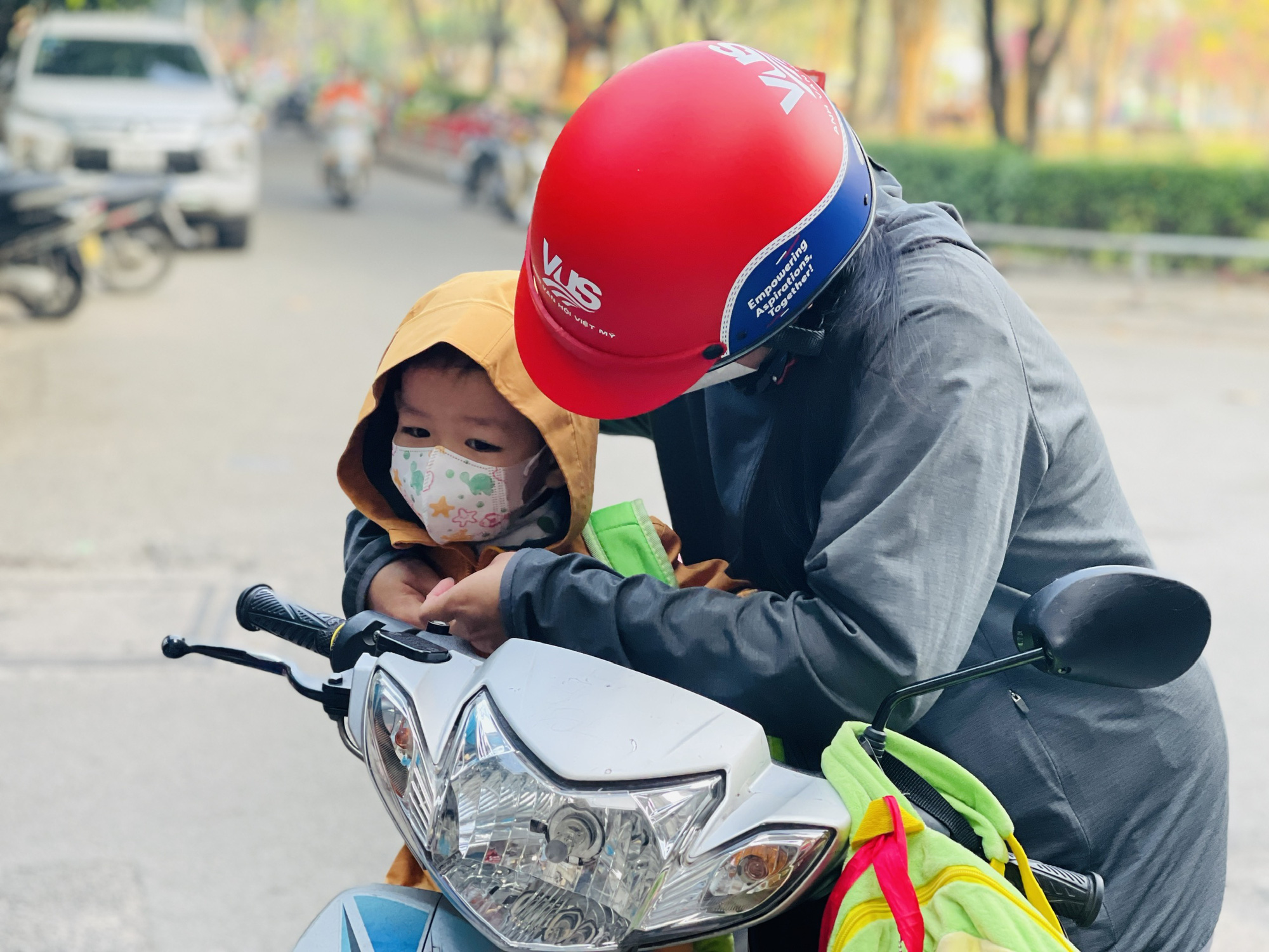 从明晚起，胡志明市将迎来冷空气，气温下降2-3摄氏度