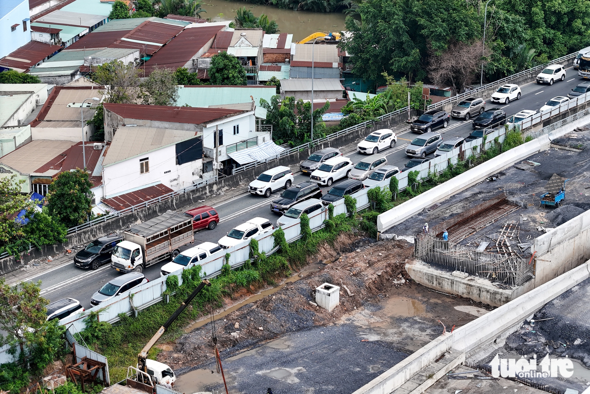 安富立交全景：胡志明市东部门户进度缓慢